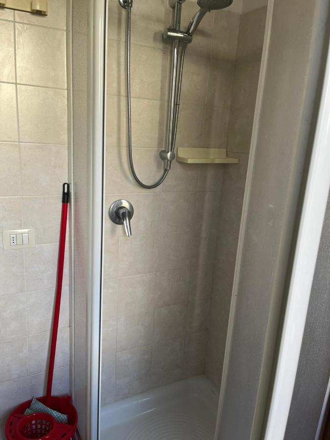 Appartamento Bilocale vista mare sul lungomare Siderno Esterno foto