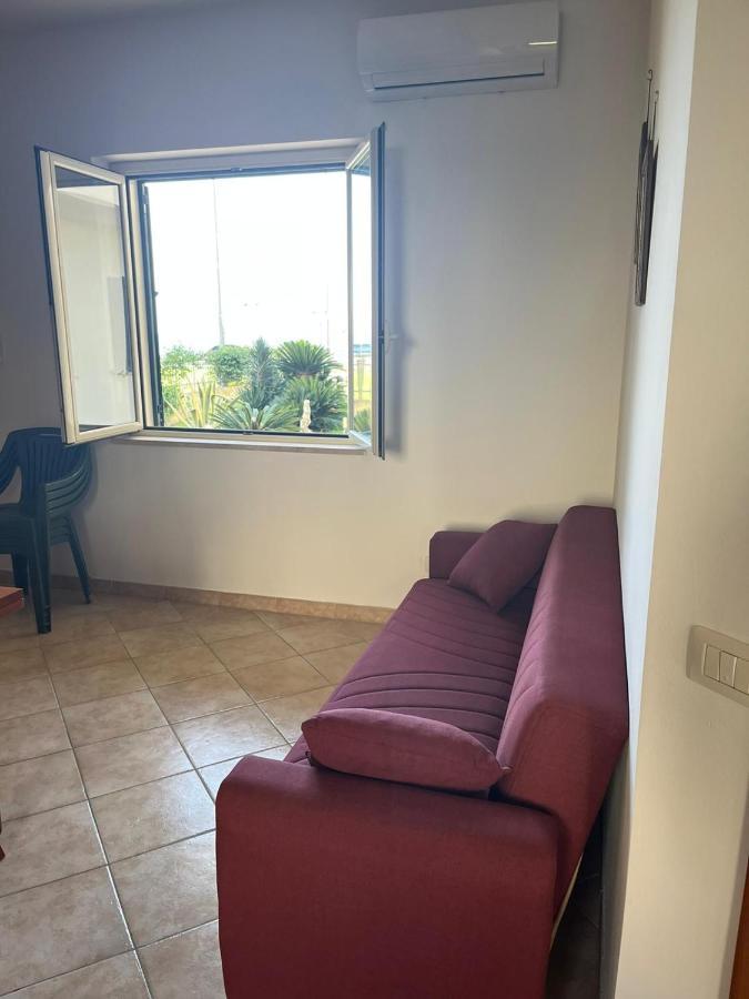 Appartamento Bilocale vista mare sul lungomare Siderno Esterno foto