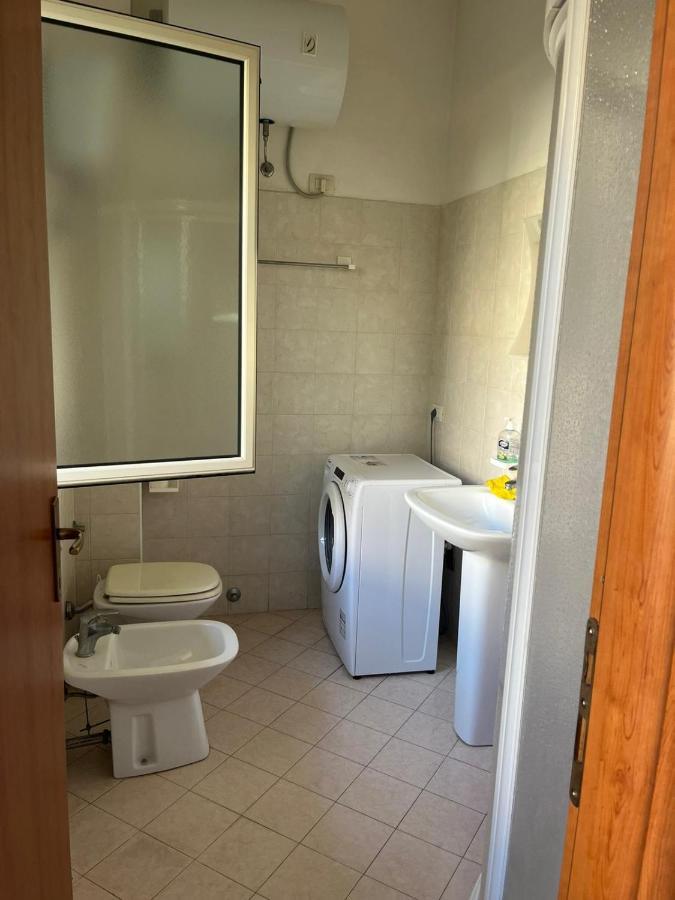 Appartamento Bilocale vista mare sul lungomare Siderno Esterno foto
